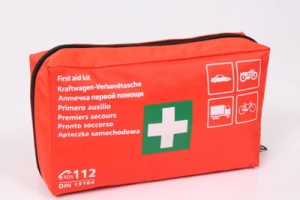 Apteczka samochodowa DIN materiał